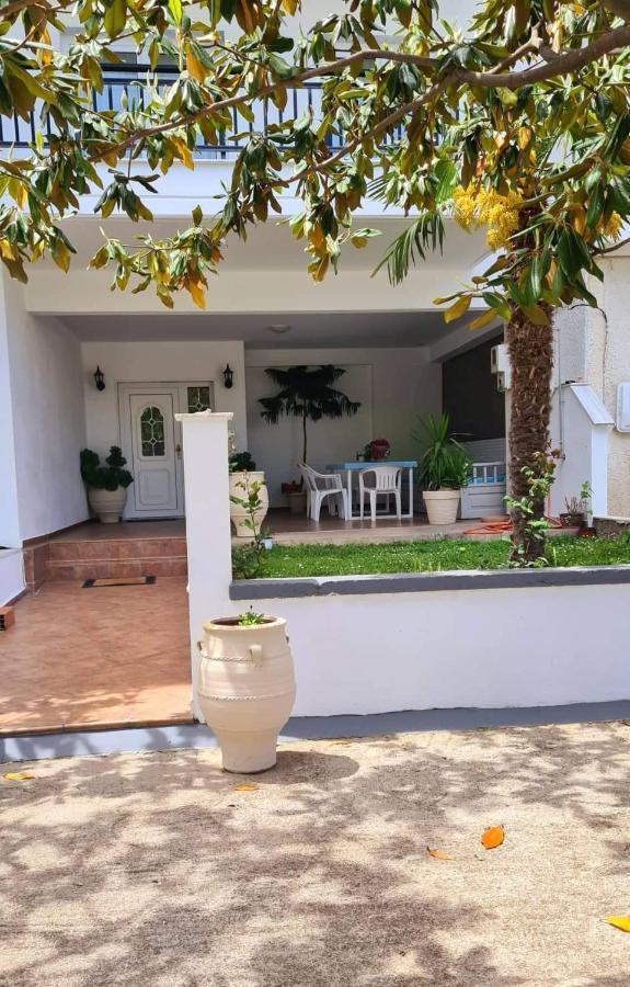 Studio Γιαννησ Neoi Poroi Exterior photo